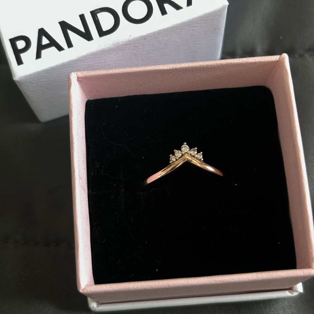 Pandora Tiara Wishbone Ring